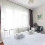 Appartamento Chic 2br Gem On Moda Iconic Antiques Street *