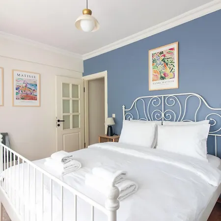 Chic 2br Gem On Moda Iconic Antiques Street * Stambuł
