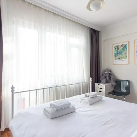 Chic 2br Gem On Moda Iconic Antiques Street 公寓 伊斯坦布尔